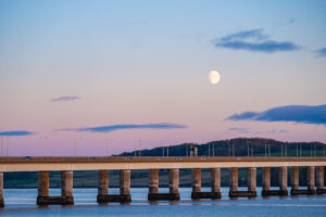 Dundee Moonrise